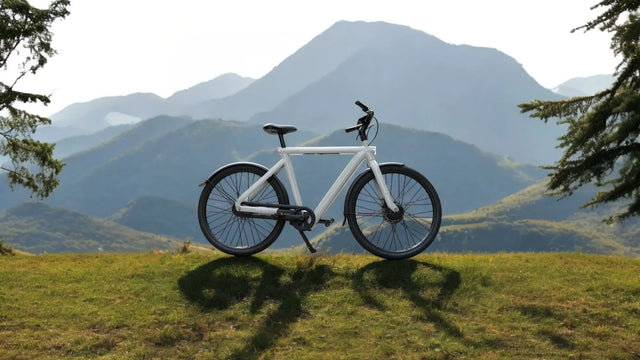VanMoof S5 (24/25) в тест: Завръщане с куки? Това ли наистина може е-байкът след фалита