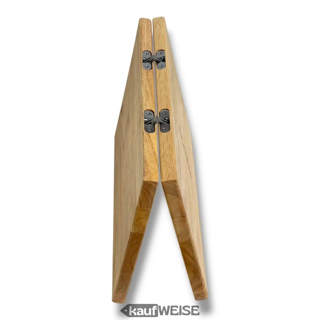 Klappbarer hölzerner Stuhl mit Metallscharnieren und natürlicher Oberfläche